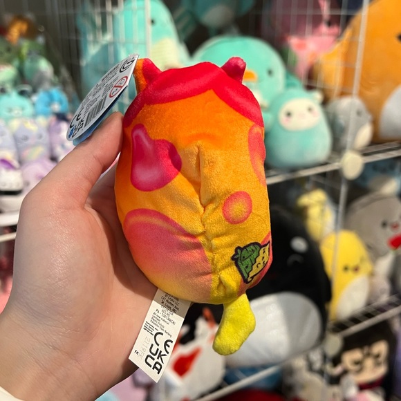 Cats vs Pickles Mesmer #302 4” Bean Plush - Picture 2 of 3